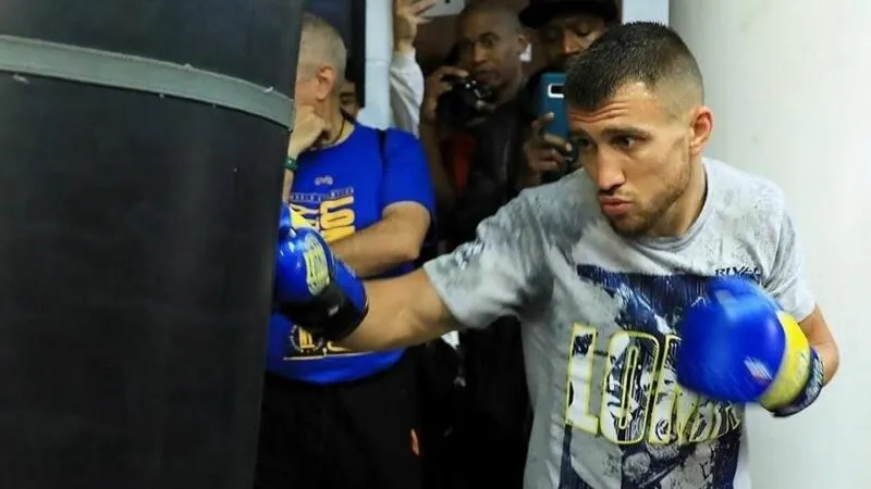 lomachenko boxing 800x450 1