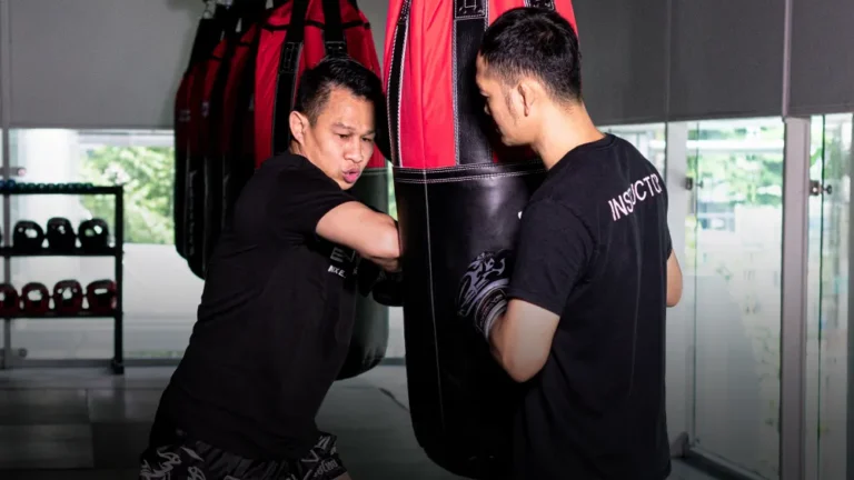 mt elbow kru aa and kru tuk