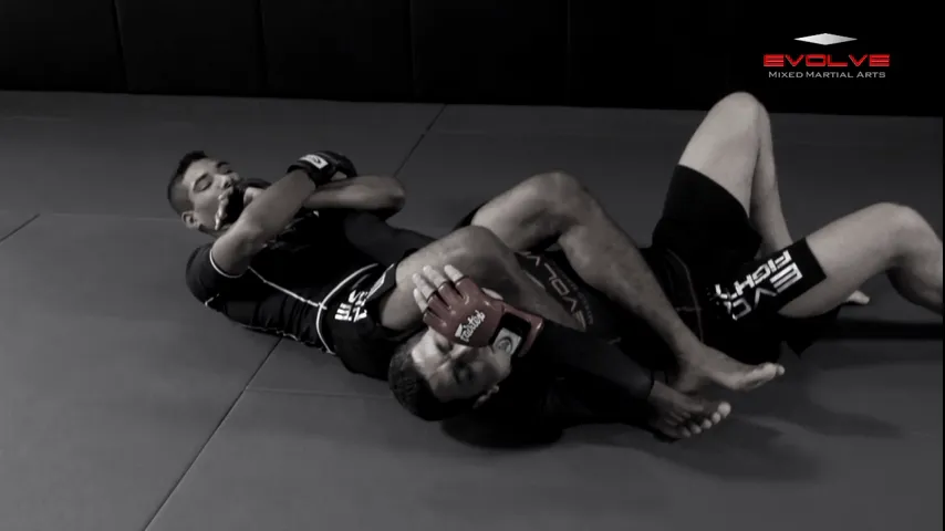 arm bar from s mount 00018