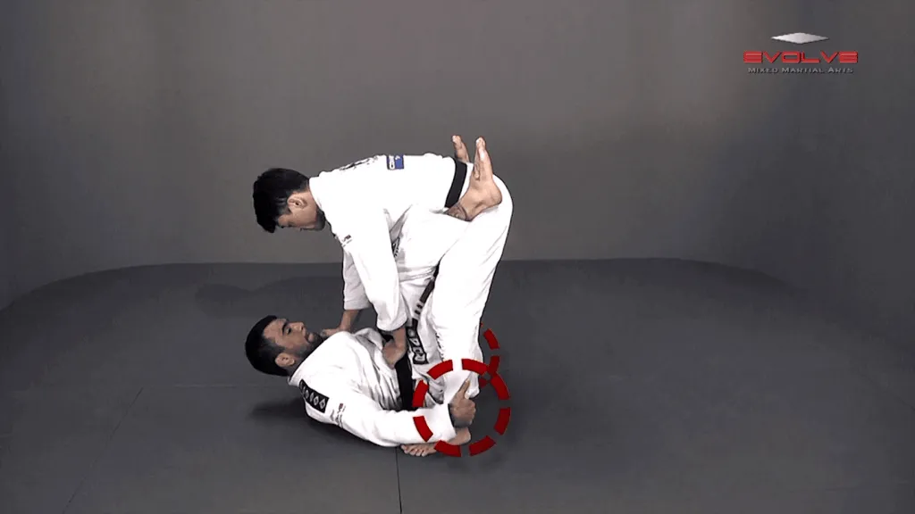double leg sweep to armbar 00024
