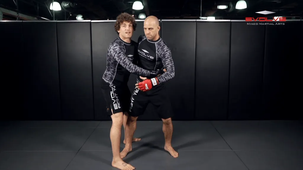 eu mma ba hs step and lift mat r
