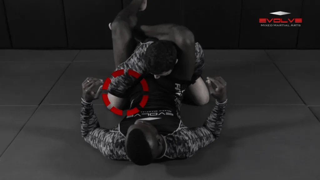 triangle lock to neck crank tran