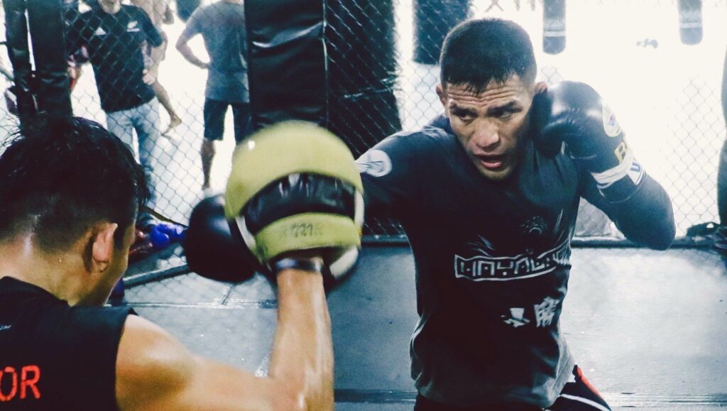 Bạn có thể thay đổi tư thế trong môn Boxing không? 2 Boxing Combination