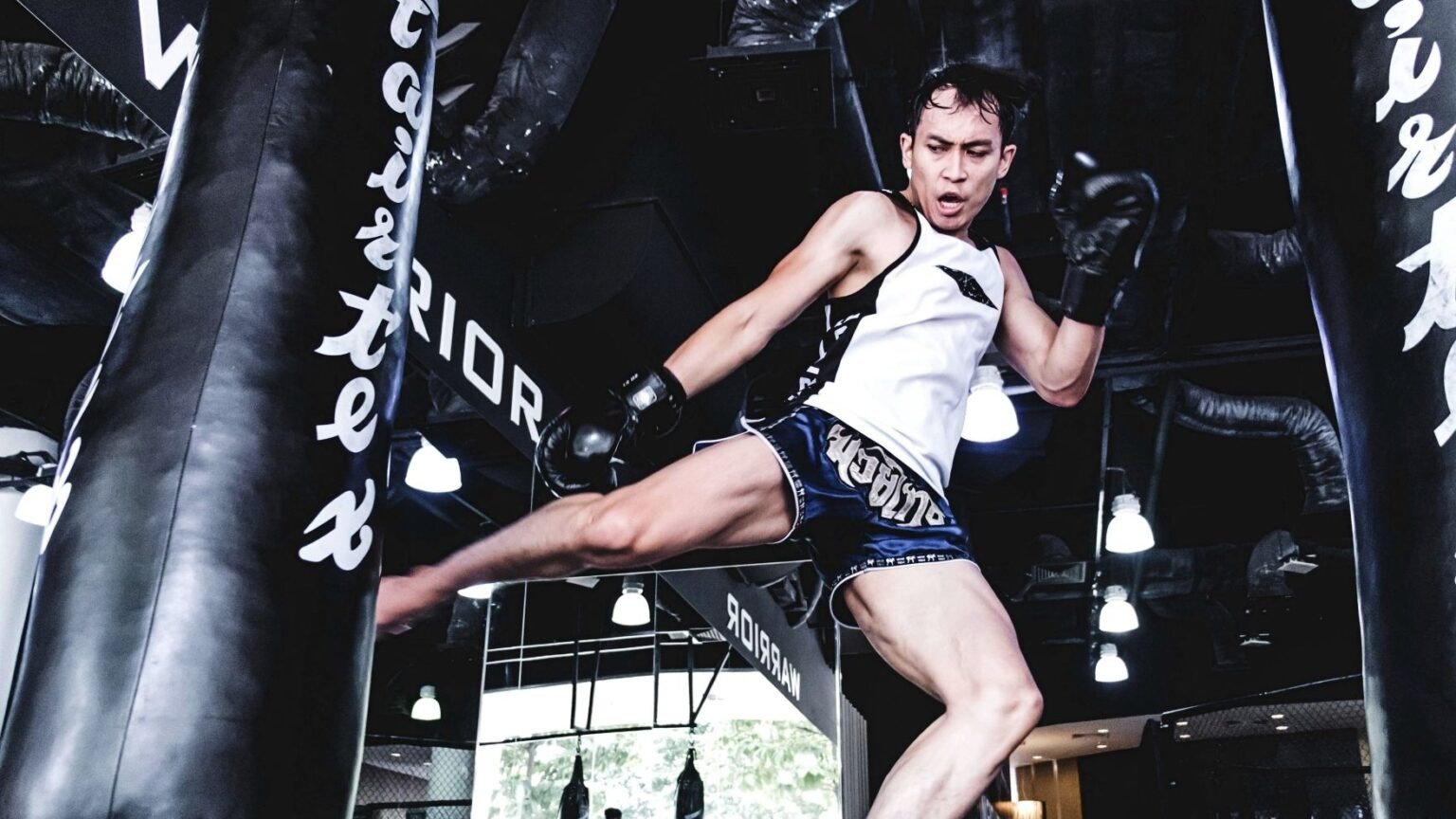 Love Muay Thai 1536x864 1