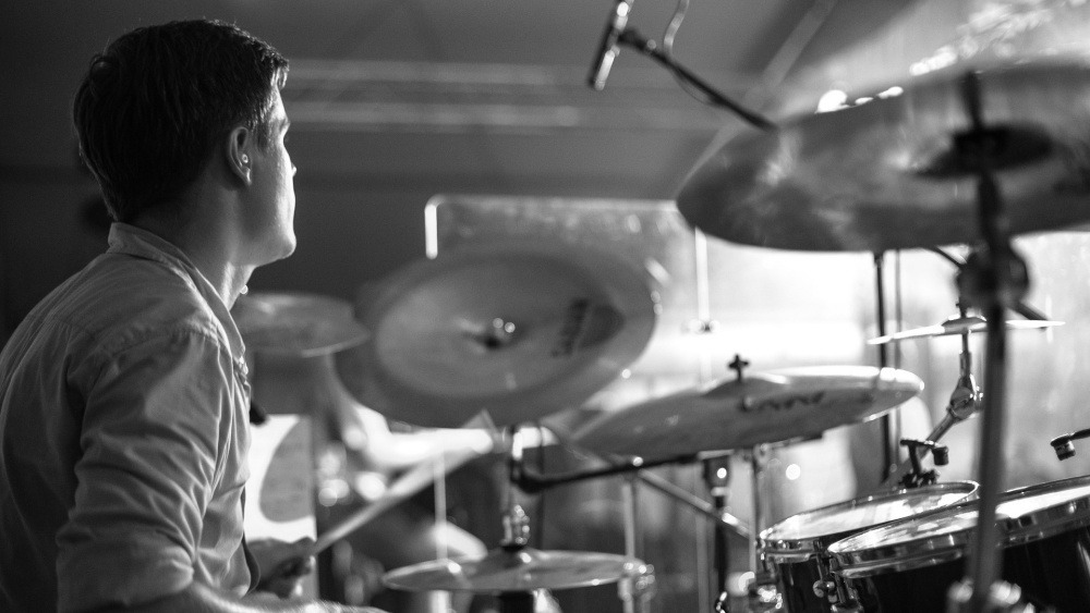 drumming