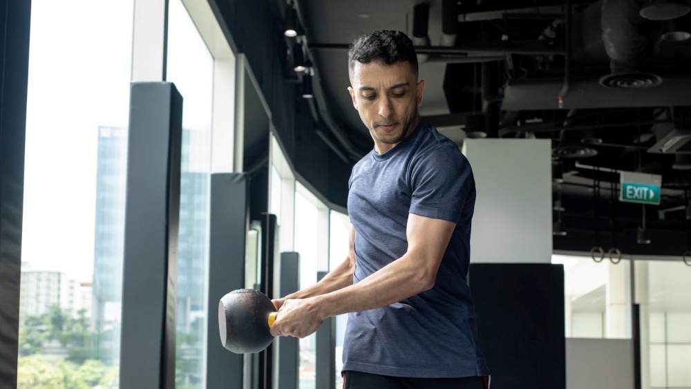 15 bài tập Kettlebell bạn có thể thực hiện để có một buổi tập luyện toàn thân hoàn chỉnh 2 jason kettlebell sức bền tim mạch là gì