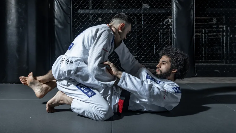 rodrigo and thales full guard