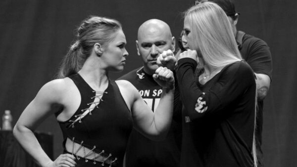 Sống như Ronda Rousey: 7 cách để trở thành một người ngầu 7 ronda rousey hollyholm 600x338 1