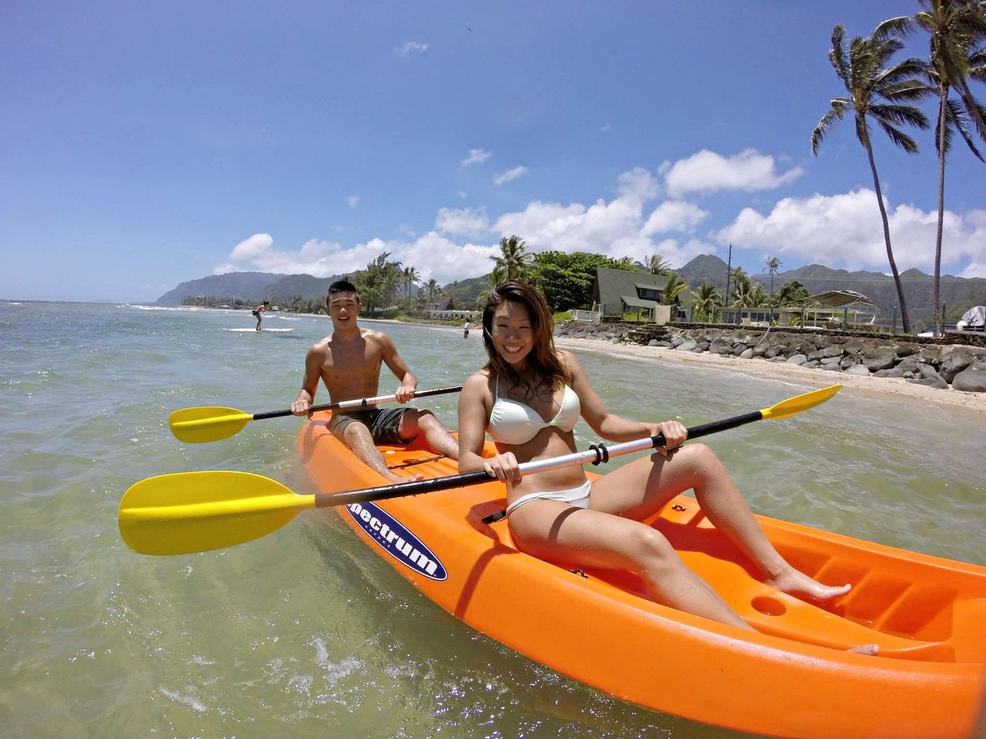 Câu chuyện cuộc đời kỳ thú của thần đồng võ thuật 19 tuổi Angela Lee 14 angela christian beach